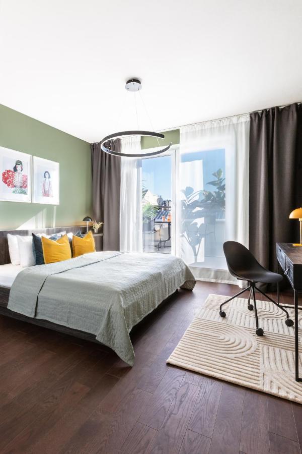 Turnkey I Central Apartment With Terrace Praag Buitenkant foto