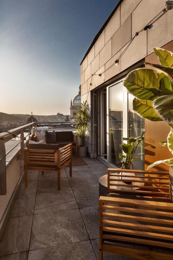 Turnkey I Central Apartment With Terrace Praag Buitenkant foto