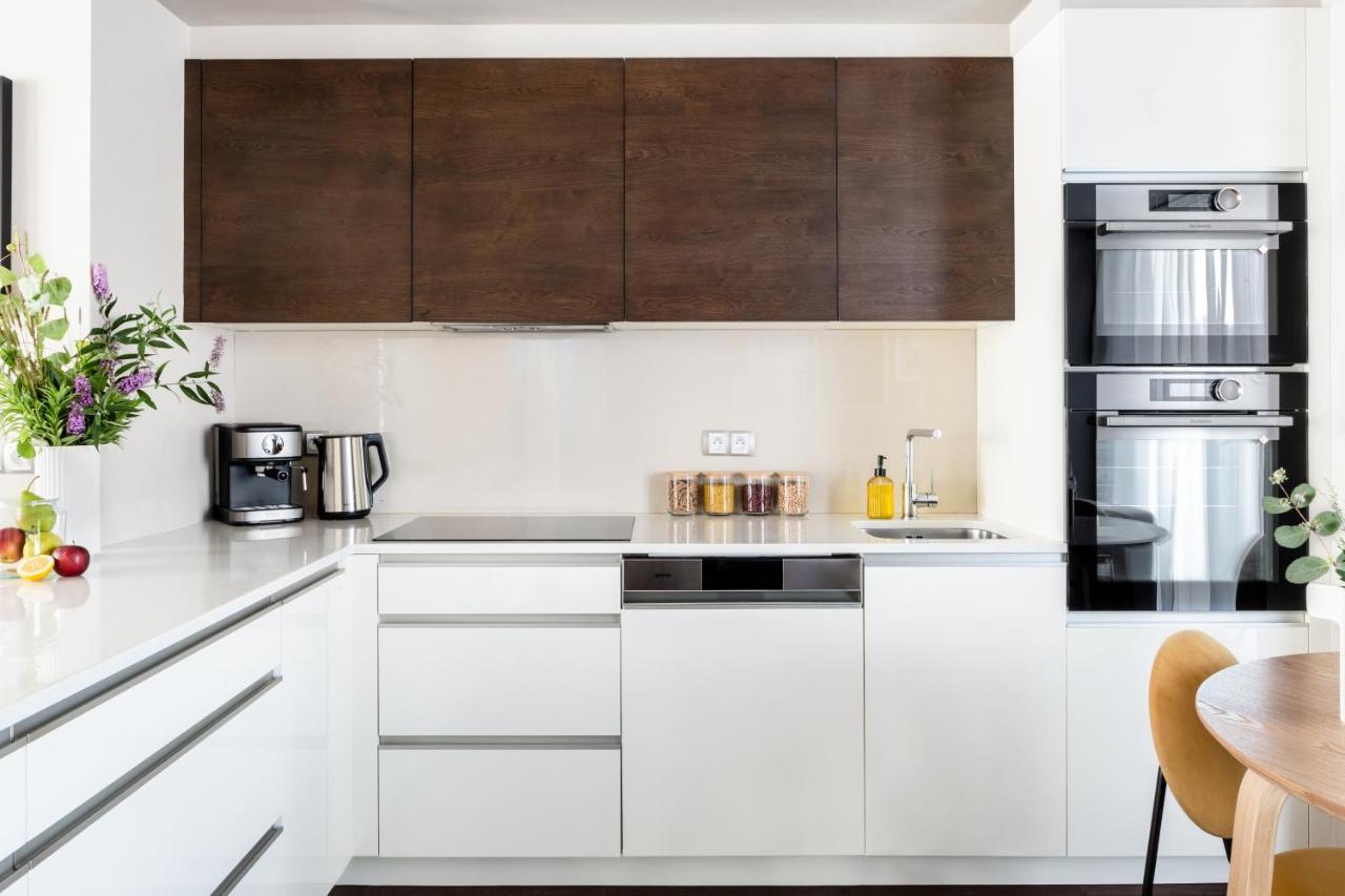 Turnkey I Central Apartment With Terrace Praag Buitenkant foto